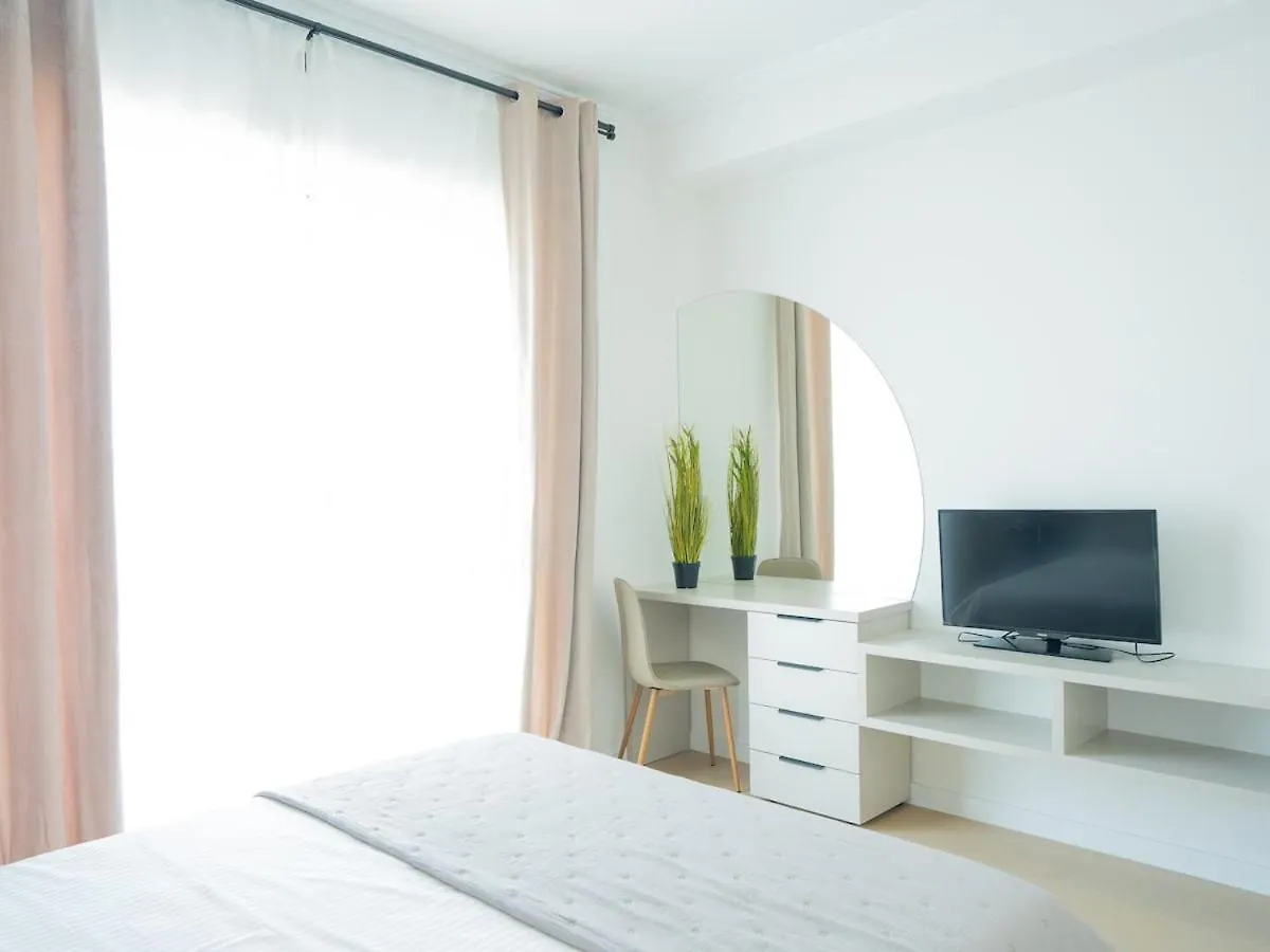Aviatiei Elysee Luxury Apartment 1Br Bucarest